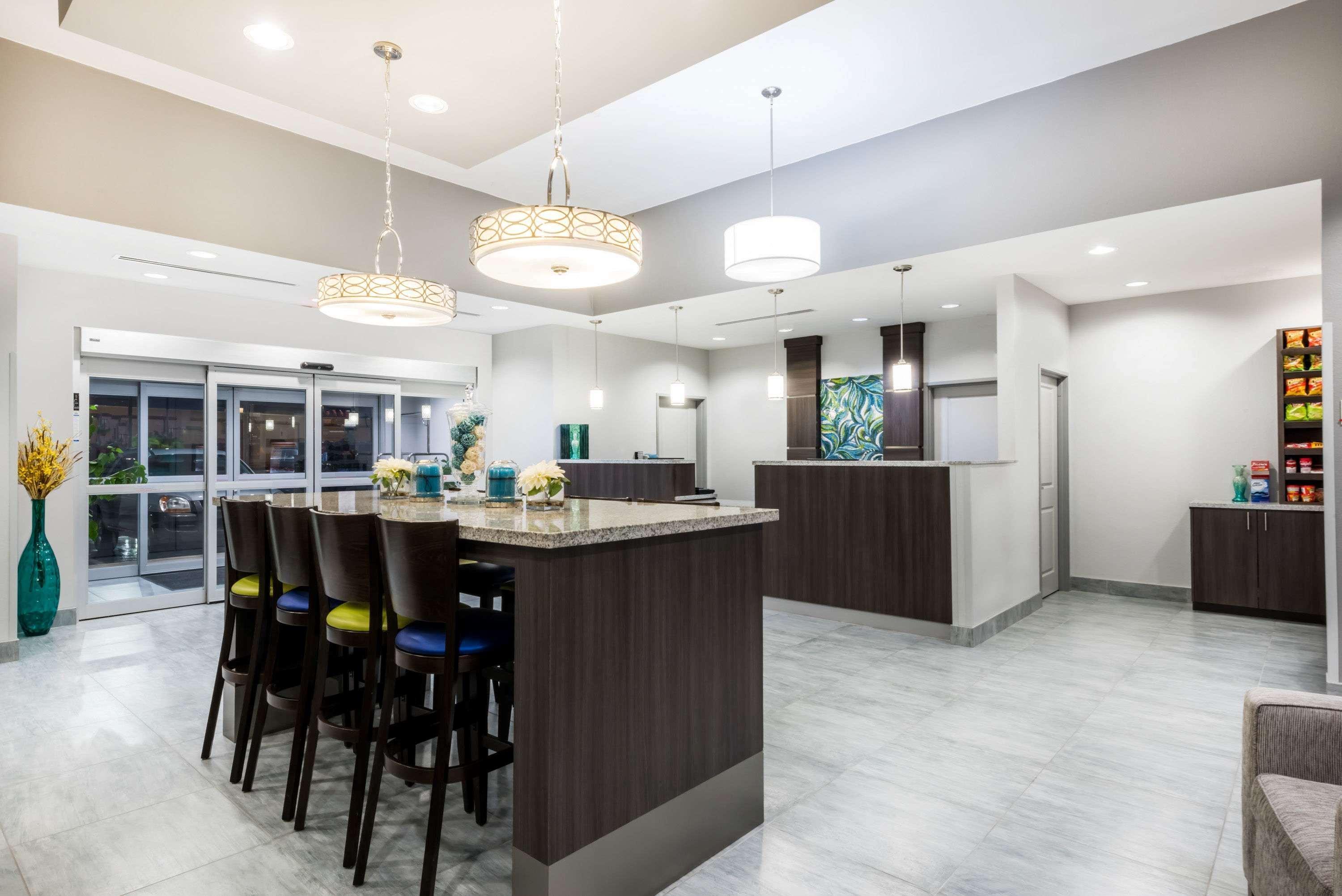 Hawthorn Extended Stay By Wyndham Midland Extérieur photo